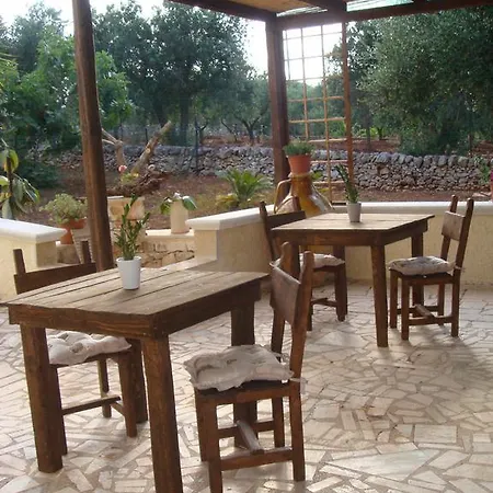 Paradiso Bed & Breakfast *